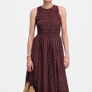 Madewell the melody smocked midi dress in daisy